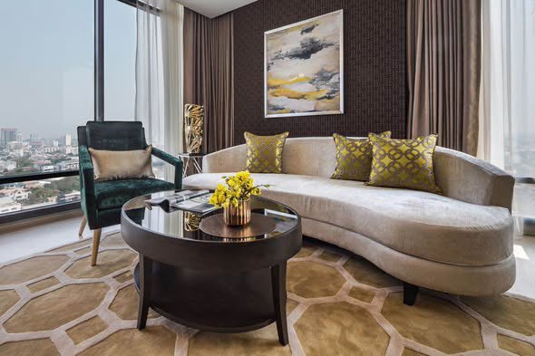 living room and bedroom of M Thonglor 10