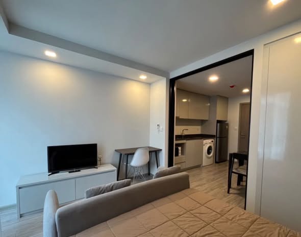 bedroom and room interior of Maestro 14 Siam-Ratchathewi