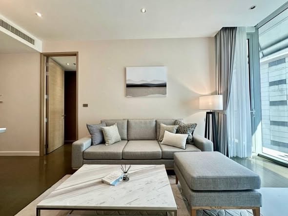 living room of Magnolias Ratchadamri Boulevard