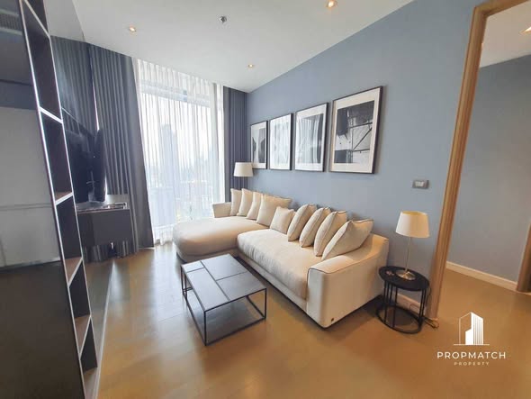 living room and bedroom of Magnolias Ratchadamri Boulevard