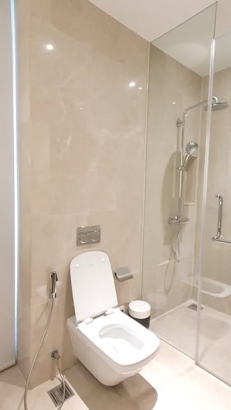 bathroom of Magnolias Waterfront Residences
