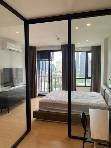 bedroom and room interior of MARU Ekkamai 2