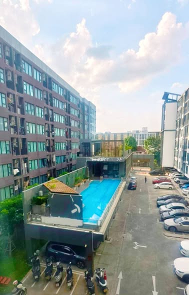 pool of Maxxi Condo