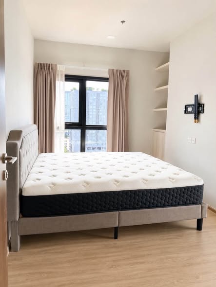bedroom of Metris Phatthanakan-Ekkamai