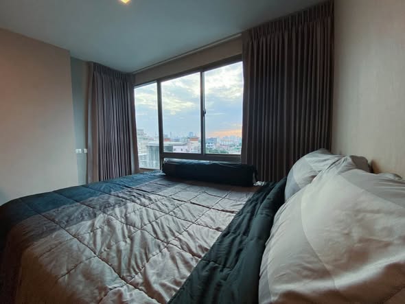 bedroom of Metro Luxe Ratchada