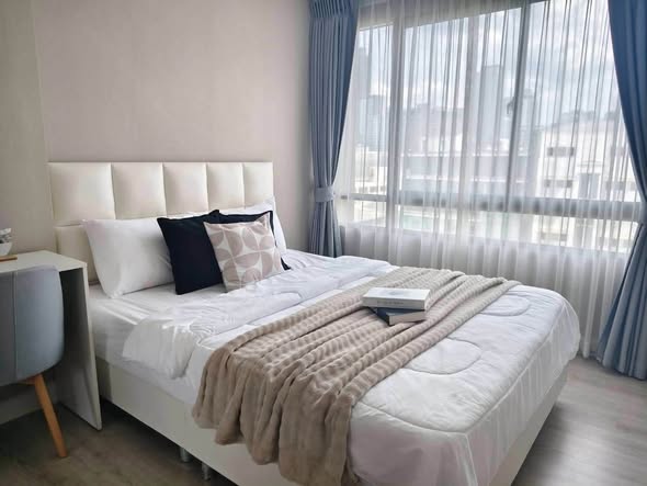 bedroom of Metro Luxe Ratchada