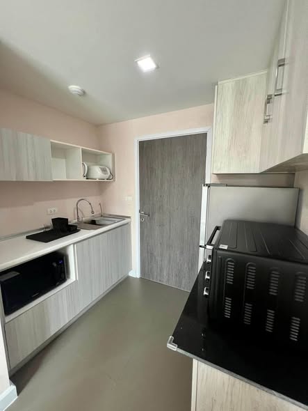 Metro Luxe Riverfront Rattanathibet