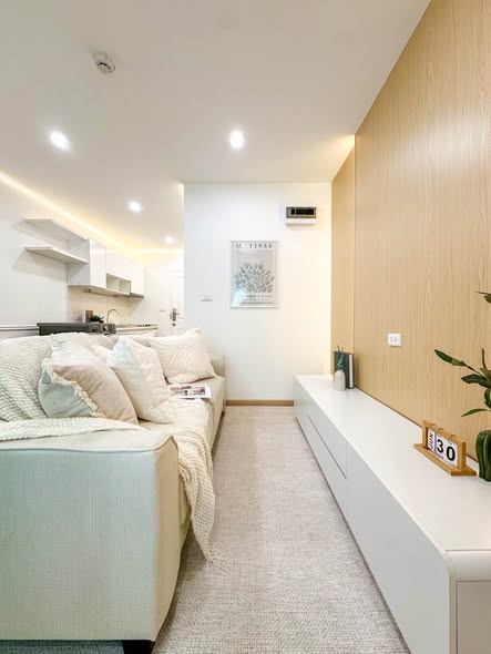 bedroom and living room of Metro Park Sathorn phase 2/2