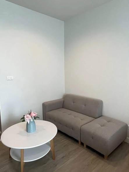 living room of Metro Sky Wutthakat
