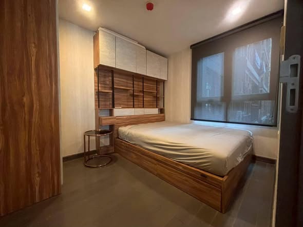 bedroom and room interior of Mirage Sukhumvit27