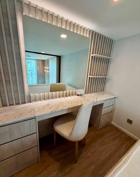 room interior and bathroom of Modiz Sukhumvit 50 โมดิซ สุขุมวิท 50