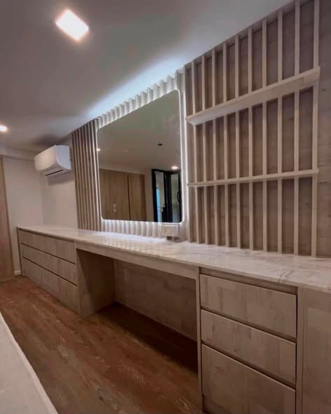 room interior and bathroom of Modiz Sukhumvit 50 โมดิซ สุขุมวิท 50