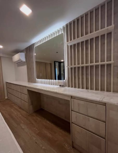 room interior and bathroom of Modiz Sukhumvit 50 โมดิซ สุขุมวิท 50