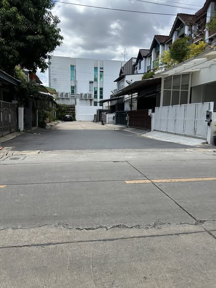 MÉTIER Rama 9
