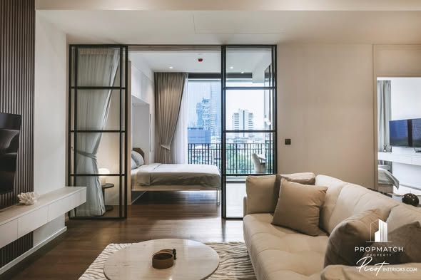 living room and bedroom of MUNIQ LANGSUAN