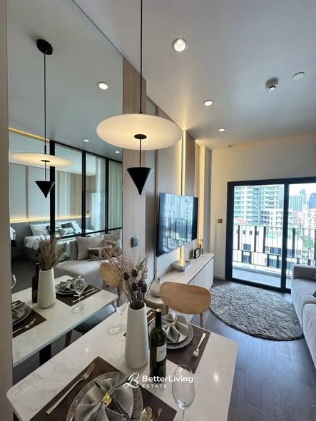 living room of MUNIQ Sukhumvit 23