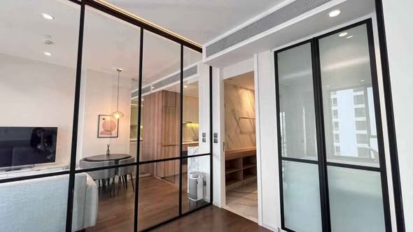 room interior of MUNIQ Sukhumvit 23