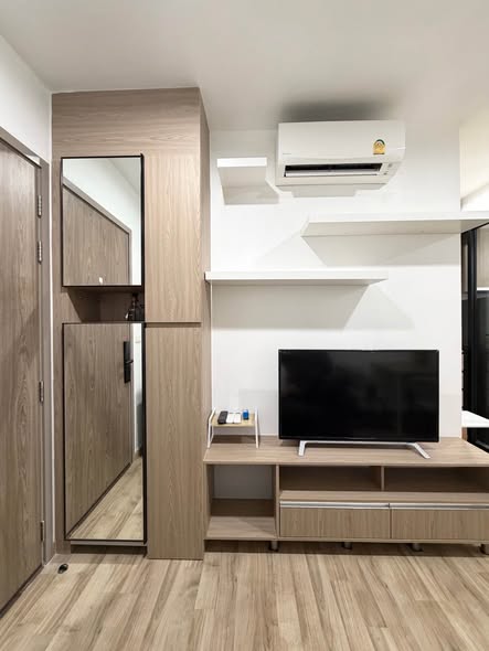bedroom and room interior of Niche MONO Sukhumvit Bearing