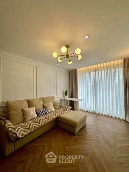 bedroom and living room of Noble Ambience Sarasin โนเบิล แอมเบียนส์ สารสิน