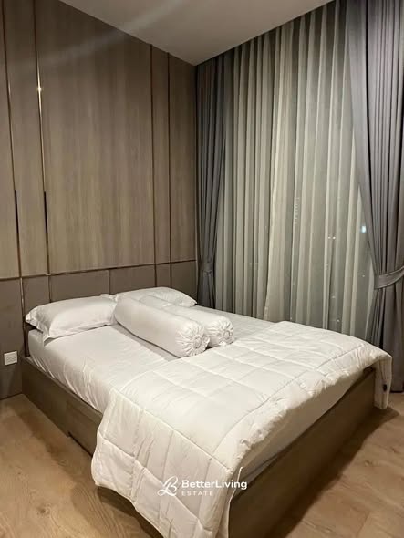 bedroom of Noble BE 19