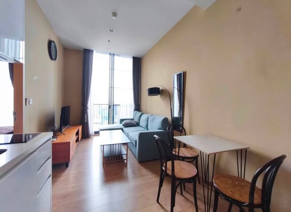 living room of Noble BE 19