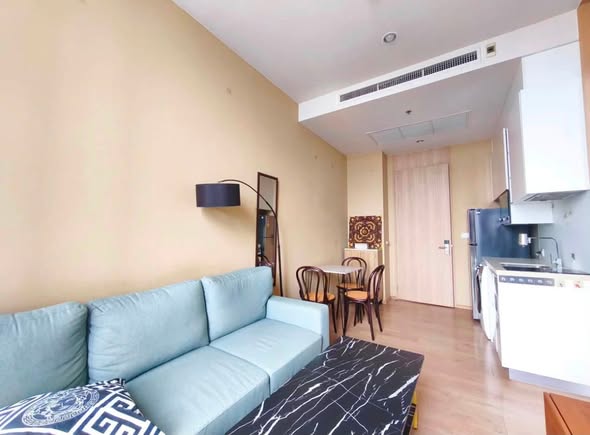 living room of Noble BE 19