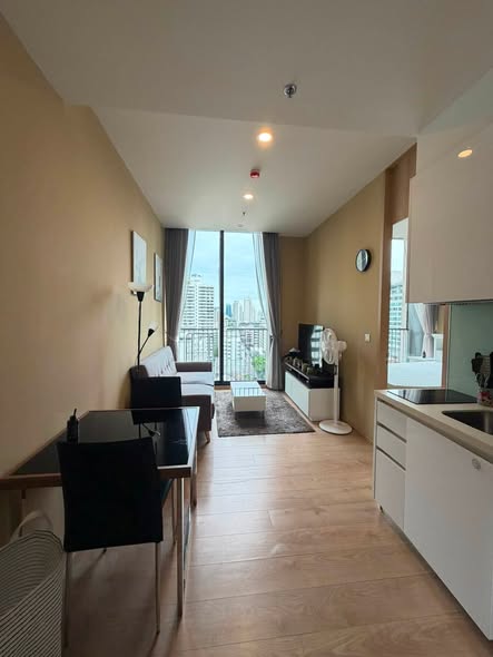 living room of Noble BE 19