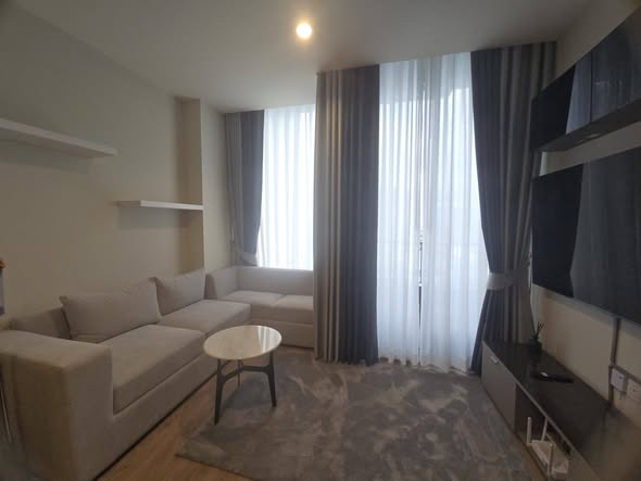 bedroom and living room of Noble Form Thonglor โนเบิล ฟอร์ม ทองหล่อ