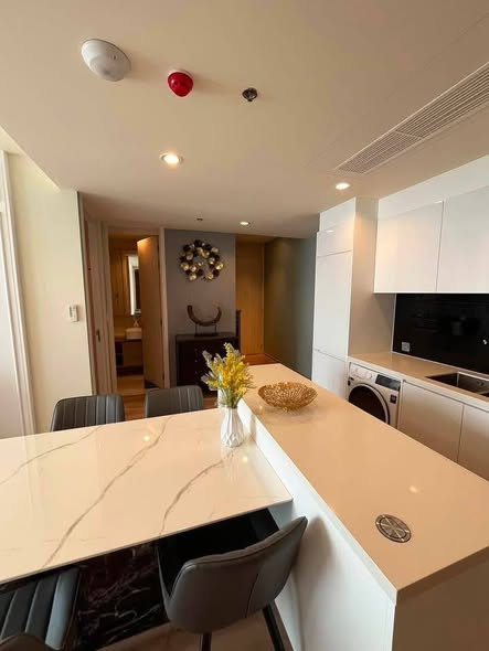 kitchen of Noble Form Thonglor โนเบิล ฟอร์ม ทองหล่อ