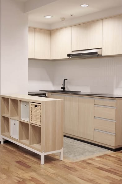 room interior and kitchen of Noble Ora
