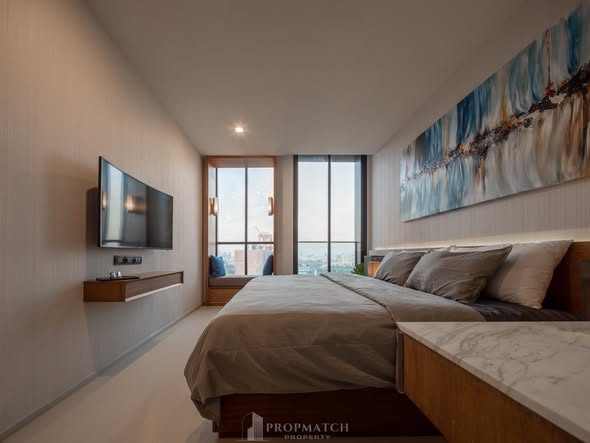 bedroom of Noble Ploenchit