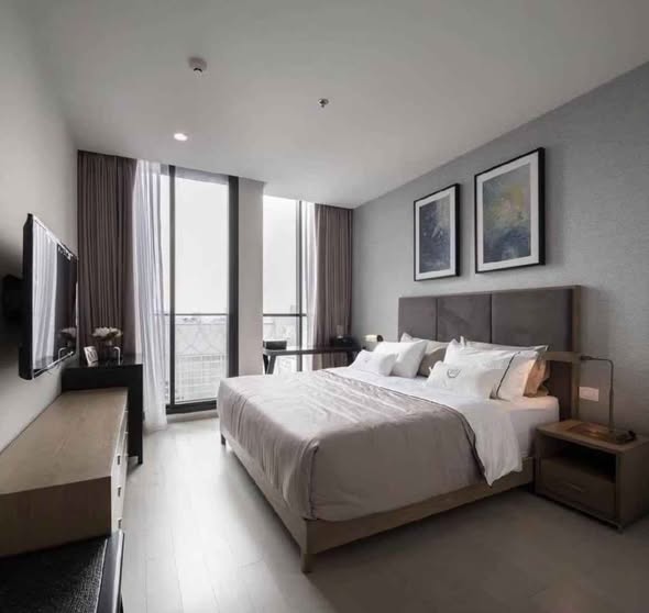 bedroom of Noble Ploenchit