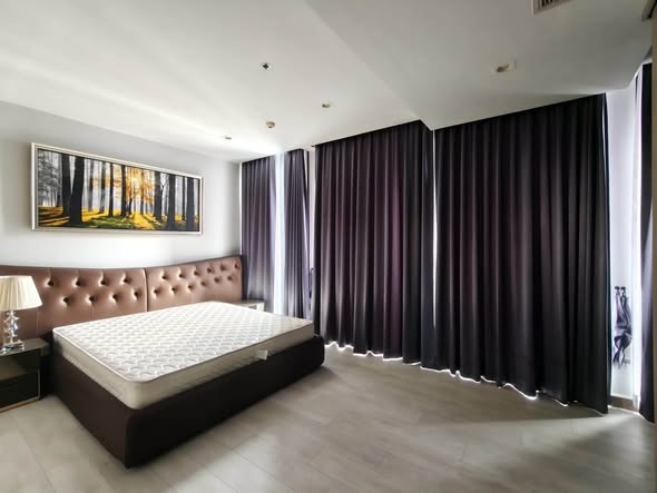 bedroom of Noble Ploenchit