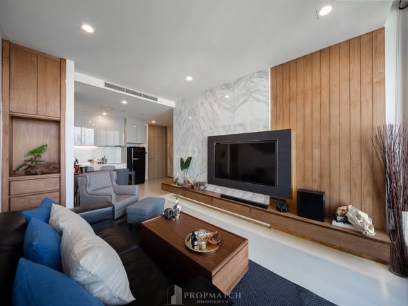 living room of Noble Ploenchit