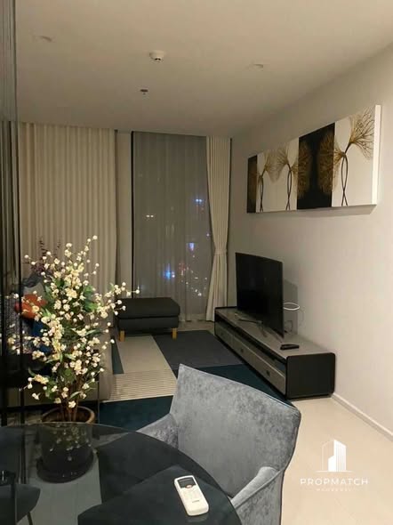 living room of Noble Ploenchit