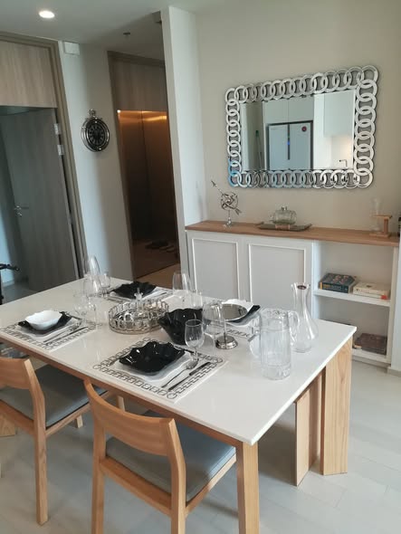 room interior and kitchen of Noble Ploenchit
