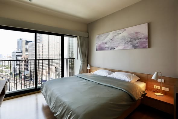 bedroom of Noble Reflex