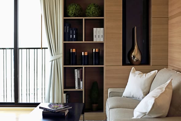 living room and bedroom of Noble Reflex