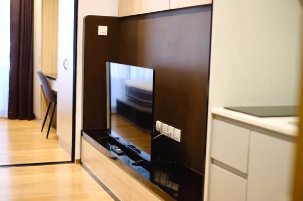 room interior and kitchen of Noble Revo Silom