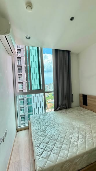 bedroom of Noble Revolve Ratchada 1