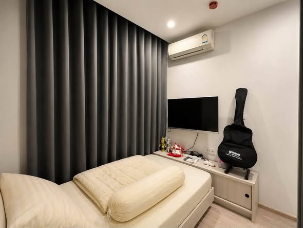 bedroom of Noble Revolve Ratchada 1