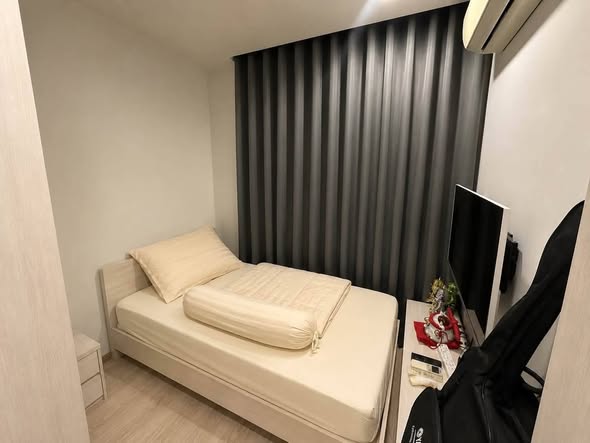 bedroom of Noble Revolve Ratchada 1