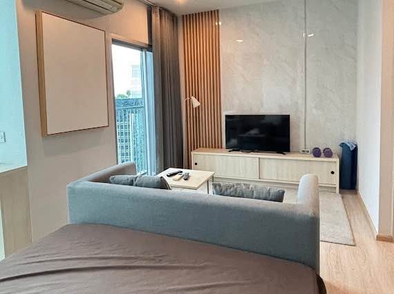 bedroom of Noble Revolve Ratchada 1