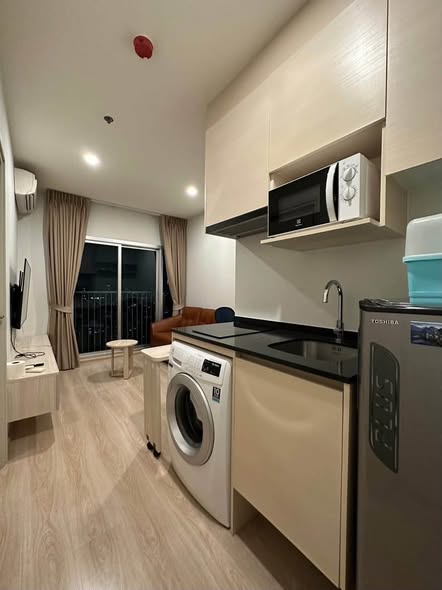 Noble Revolve Ratchada 1