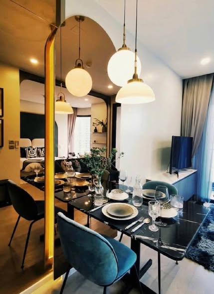room interior of Noble Revolve Ratchada 1