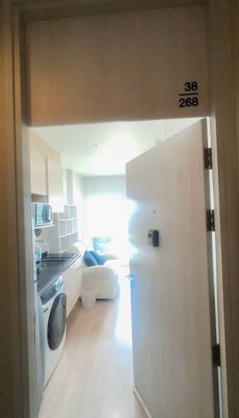 room interior of Noble Revolve Ratchada 1