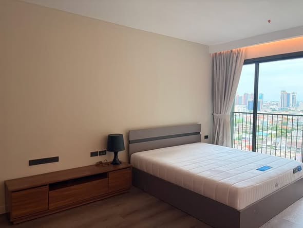 bedroom of Noble Solo