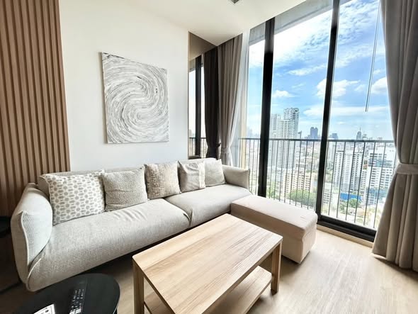 bedroom and living room of Noble State Sukhumvit 39