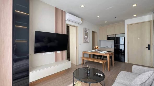 bedroom and living room of Noble State Sukhumvit 39