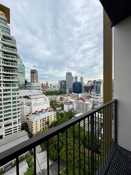 Noble State Sukhumvit 39